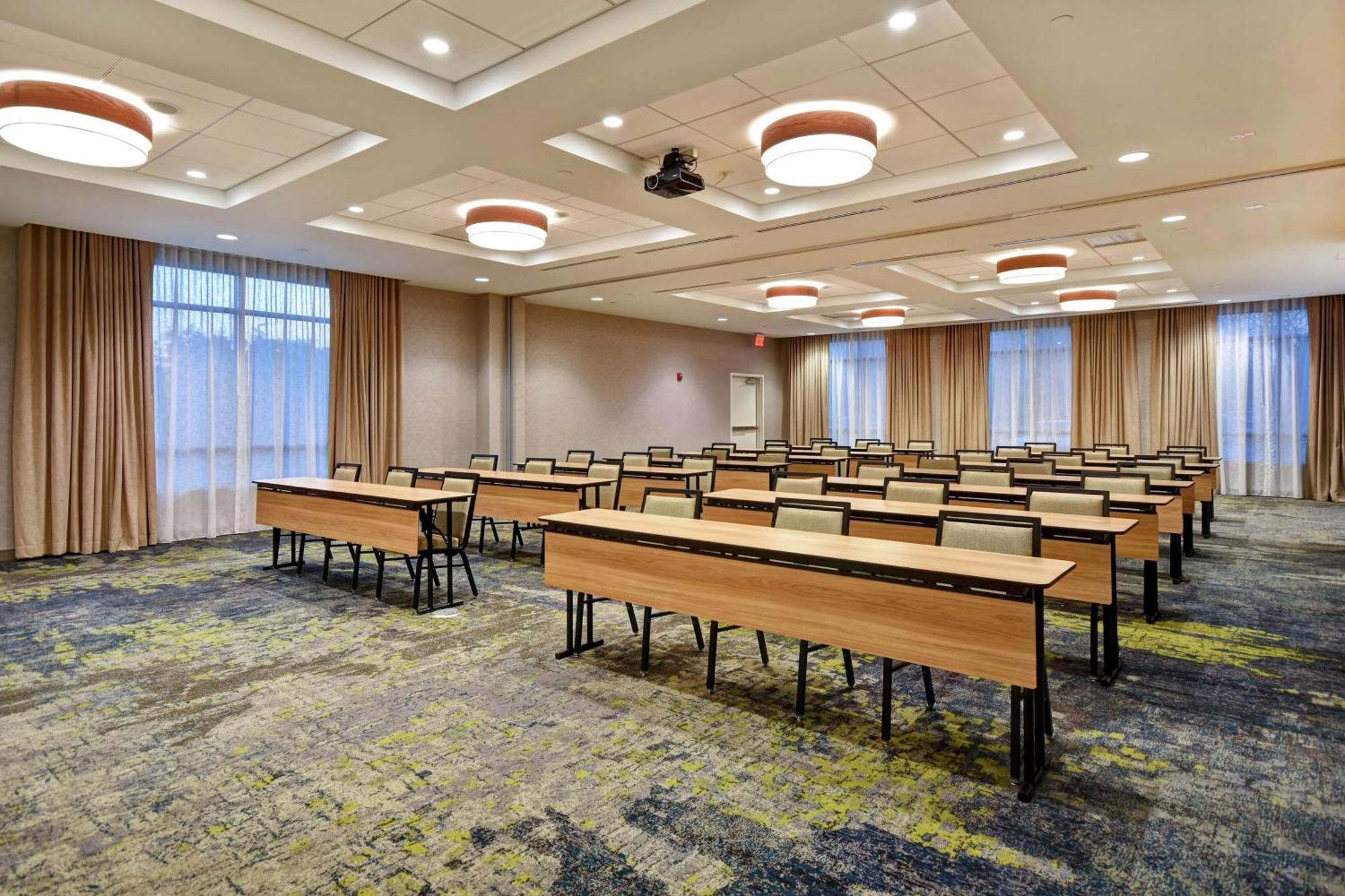 Hilton Garden Inn Jackson Exterior photo